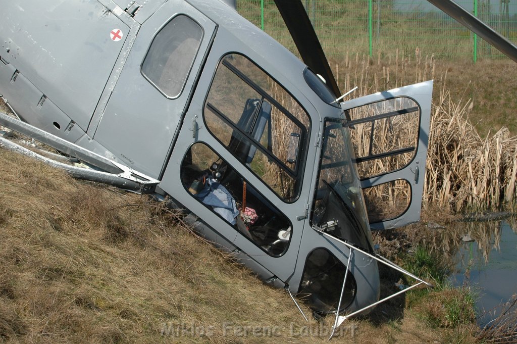 Hubschrauber abgestuerzt Ahrweiler Gelsdorf P11.JPG